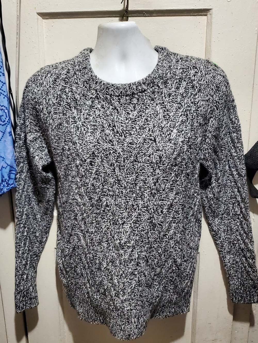 Reserved Men's Black & White Marled Cable Crewneck Sweater